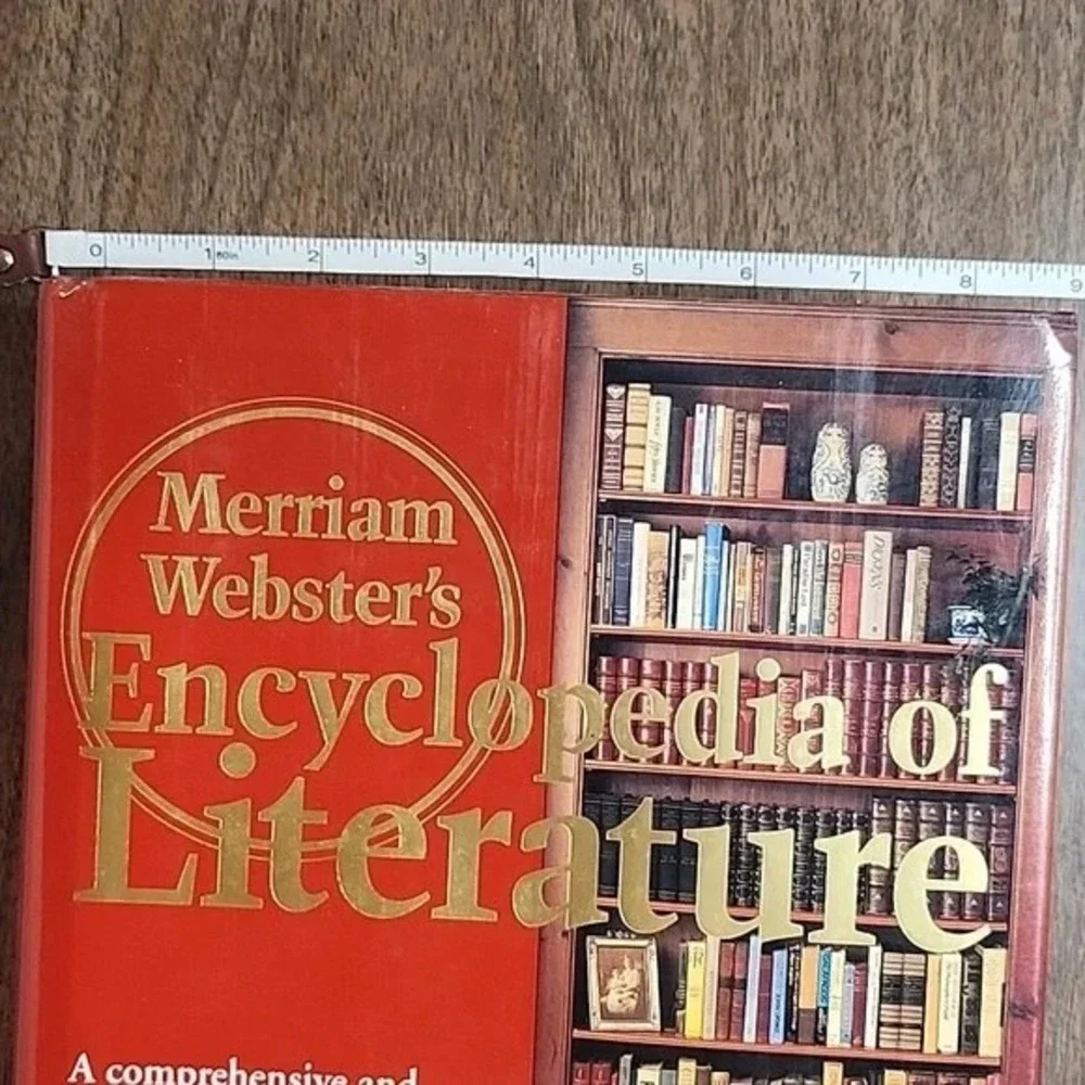 Merriam-Webster's Encyclopedia of Literature, Hardcover‎